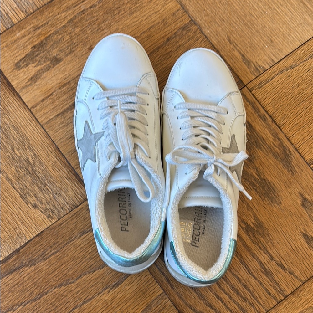 White Sneakers with Grey Star blue accent